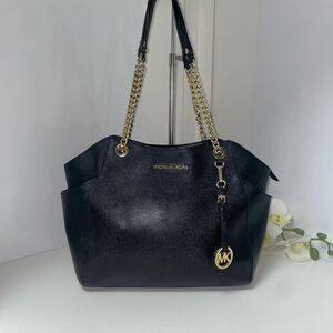 Michael Kors Black Jet Set Shoulder Bag